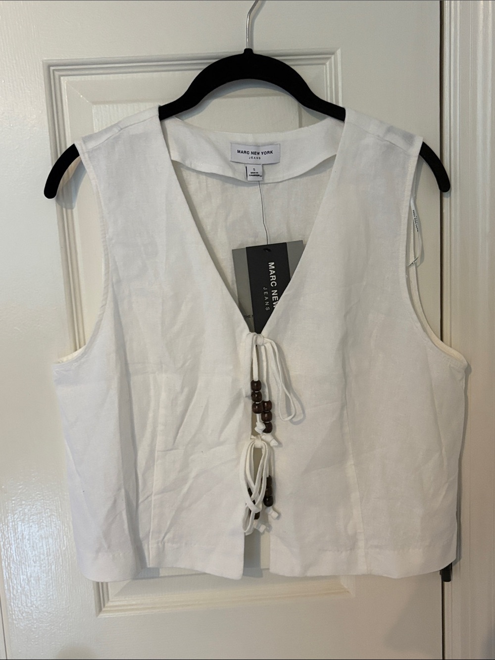 Marc New York White Linen V-Neck Tie-Front Tank with Bead Details
